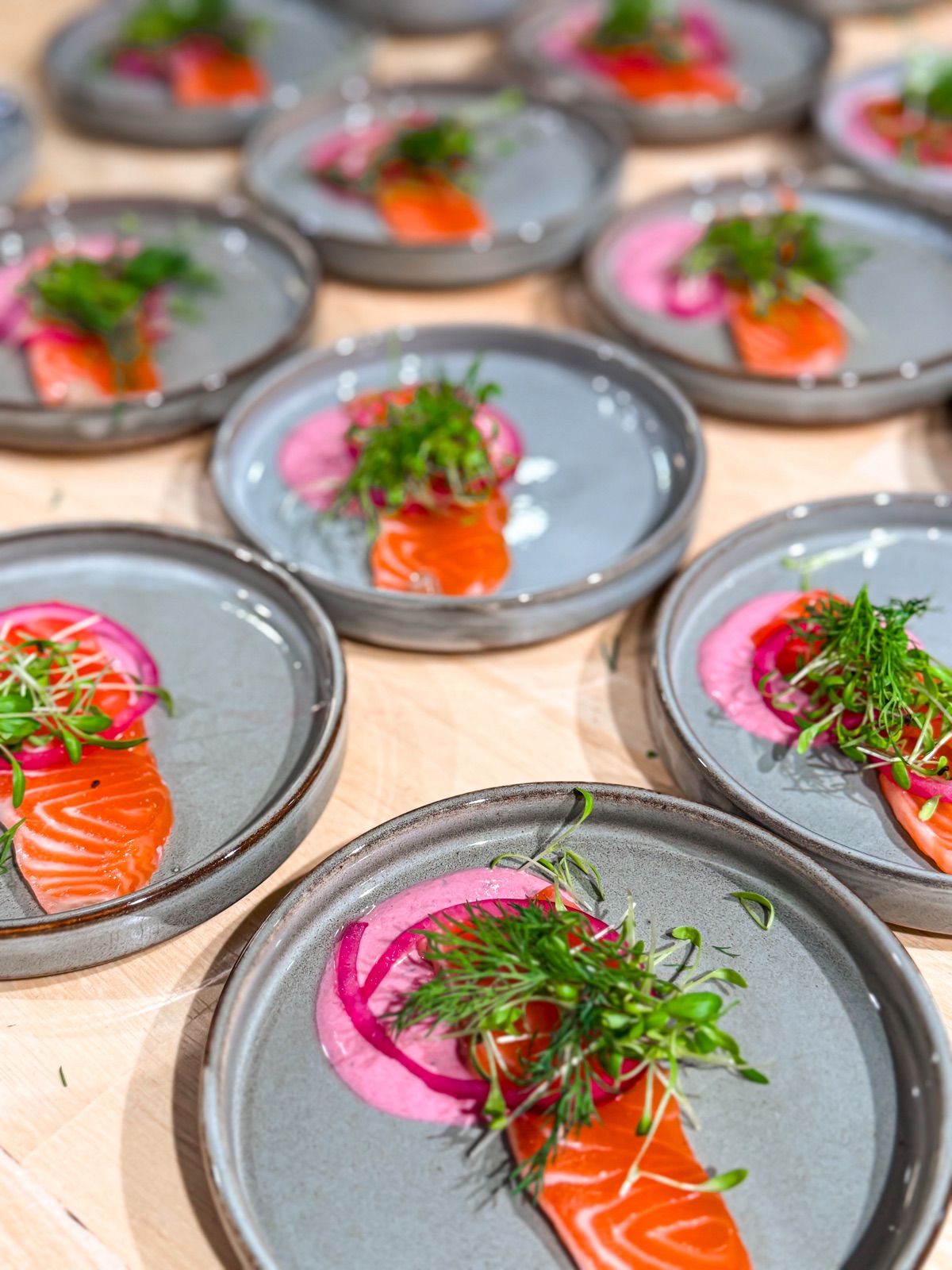 Salmon gravlax